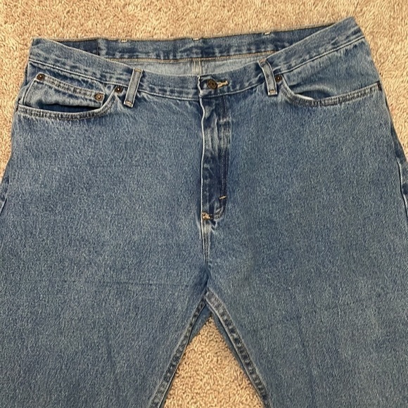 MAGELLAN Men’s Classic Fit Jeans | W40 x L30 - Picture 4 of 9